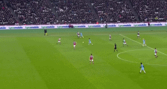 欧冠淘汰赛前瞻：拜仁客战巴黎,